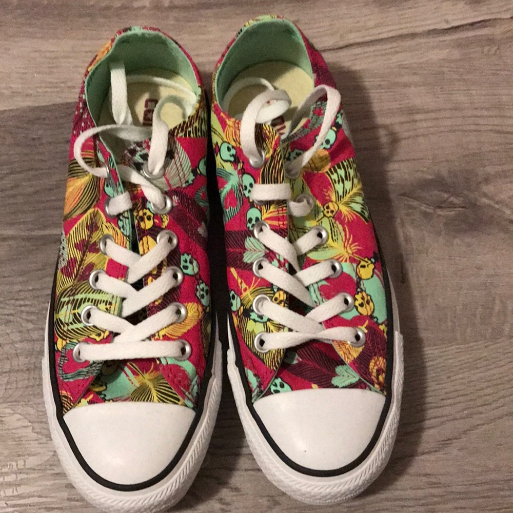 Skull Converse